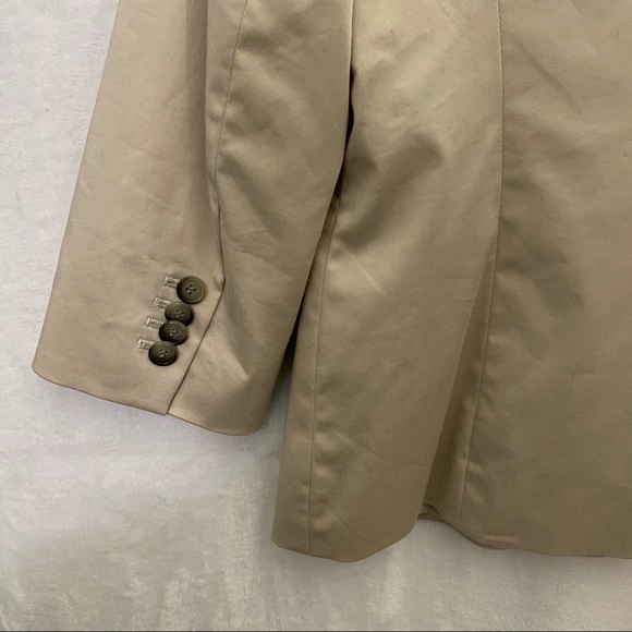 SOLD Ann Taylor Jacket cream color and size 10 - Picture 4 of 4